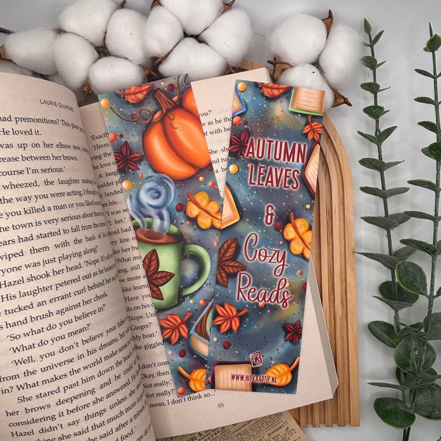 Cozy herfstboekenlegger met de quote autumn leaves & cozy reads
