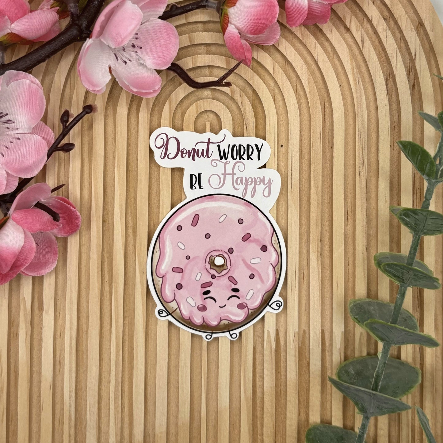 Die-cut sticker van donut met de quote Donut Worry, Be Happy.
