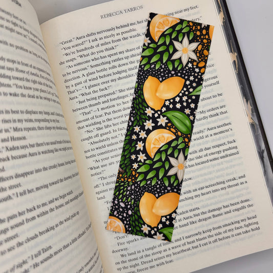 Boekenlegger – Zesty Night | Citroenen op Zwarte Achtergrond