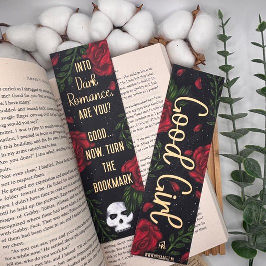 dark romance boekenlegger met schedel hipkaartje product foto