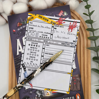Handgemaakt book review notepad the perfect crime thriller in gebruik, 50 pagina's A6, Hip Kaartje