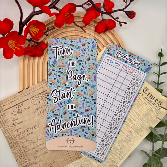 Reading Log Boekenlegger – Turn the Page | Bookish Blue Pattern